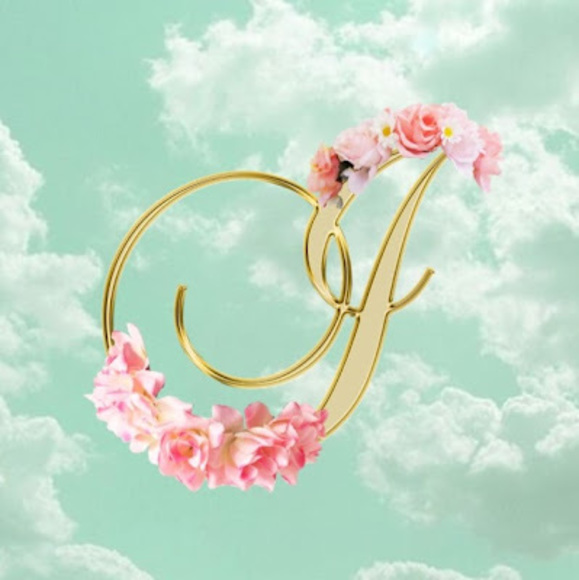 Meet your Posher, Julia - Picture 1 of 1